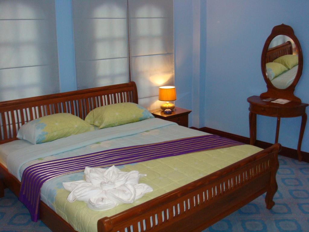 Majestic Villas Phuket Rawai Extérieur photo