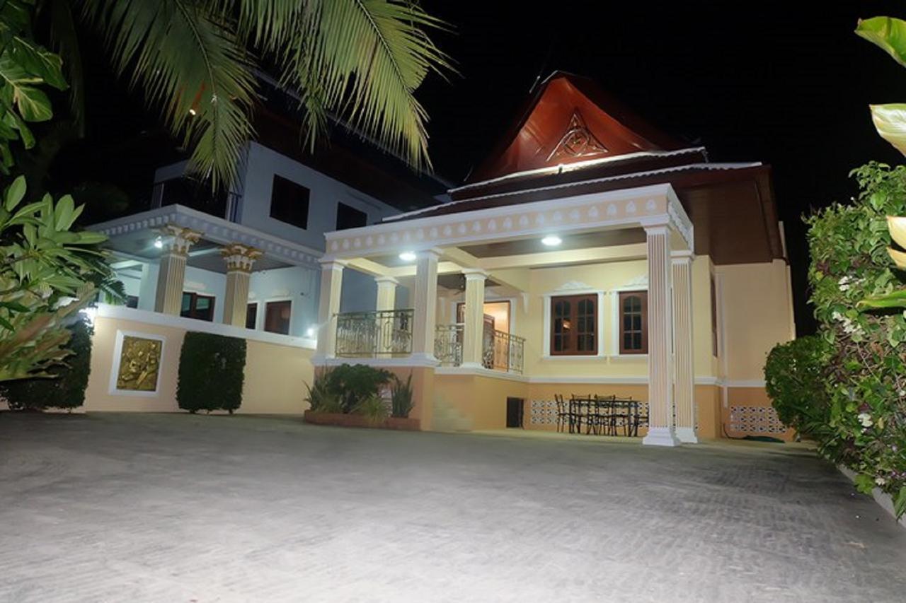 Majestic Villas Phuket Rawai Extérieur photo