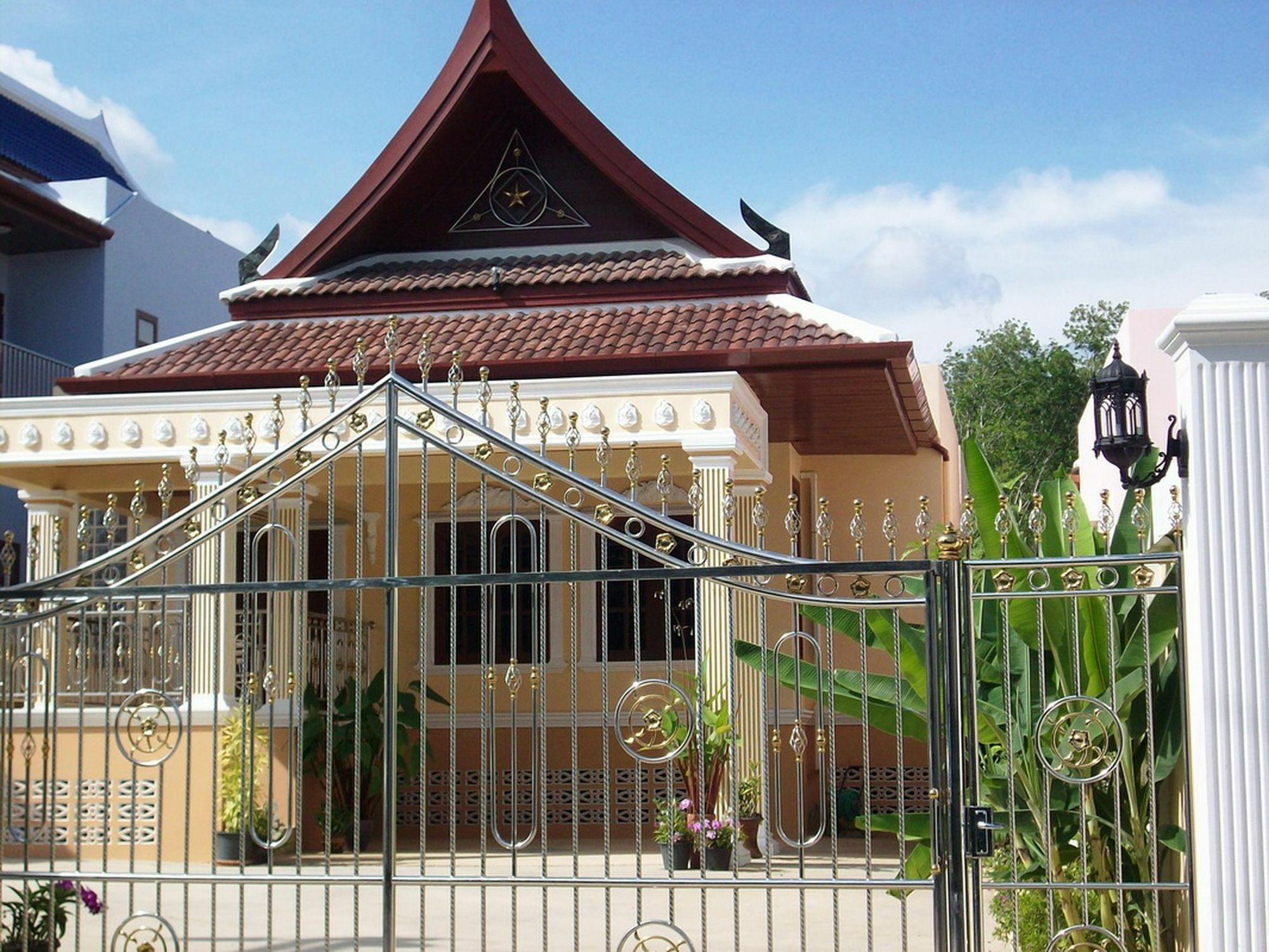 Majestic Villas Phuket Rawai Extérieur photo
