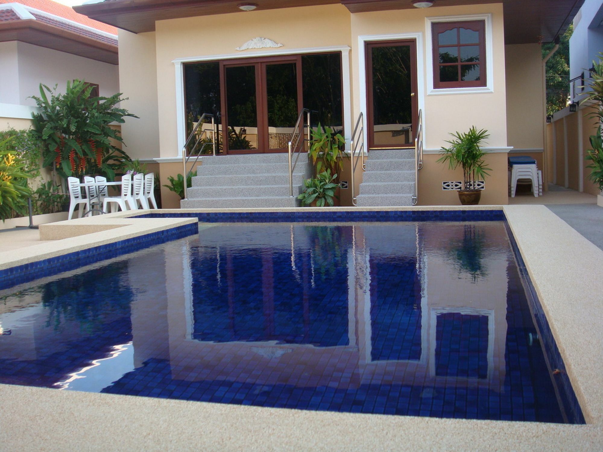 Majestic Villas Phuket Rawai Extérieur photo